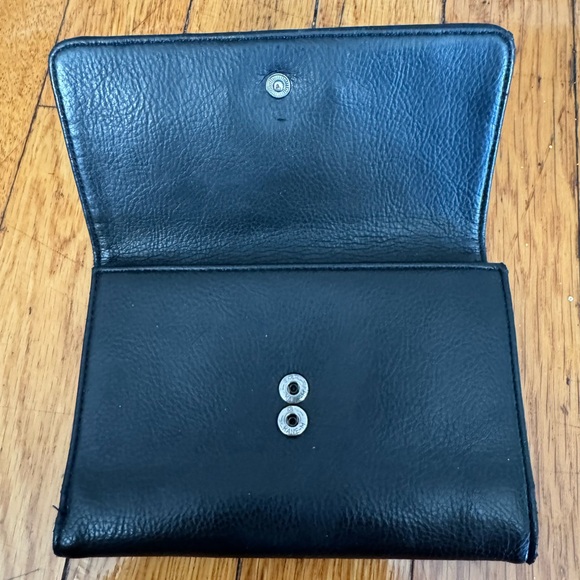 ESPRIT Women’s Black Leather Trifold Wallet - Picture 5 of 5